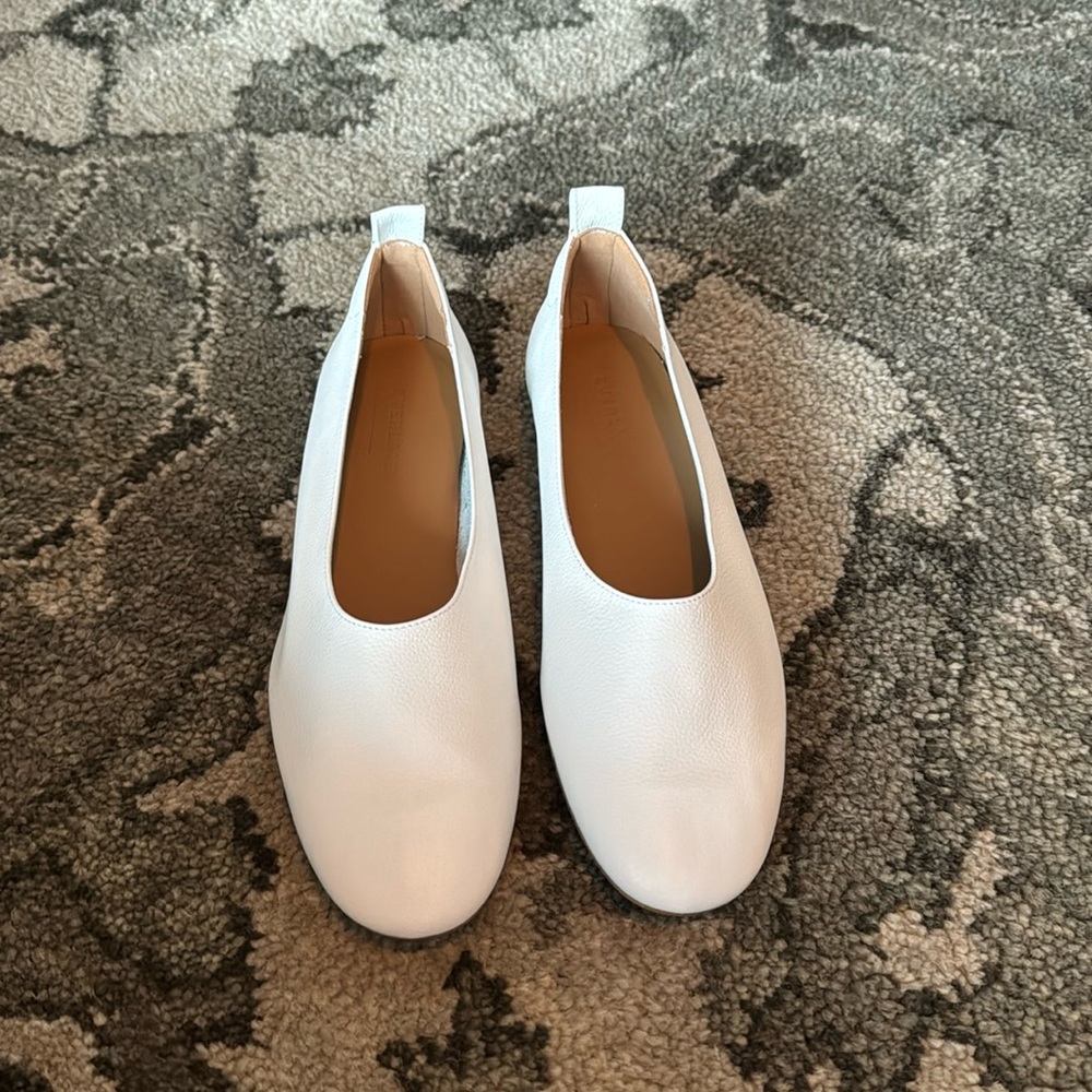 NWOB Everlane day glove - white
